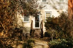 The Ashfield House | Close to Downtown Lancaster