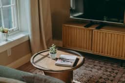 The Maisonette on Duke | King Bed, Chic, Downtown Lancaster