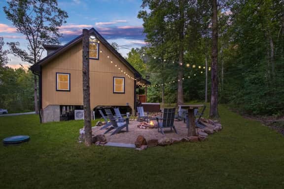 Tuscarora Mountain Retreat | Hot Tub, Hiking, Family Cabin