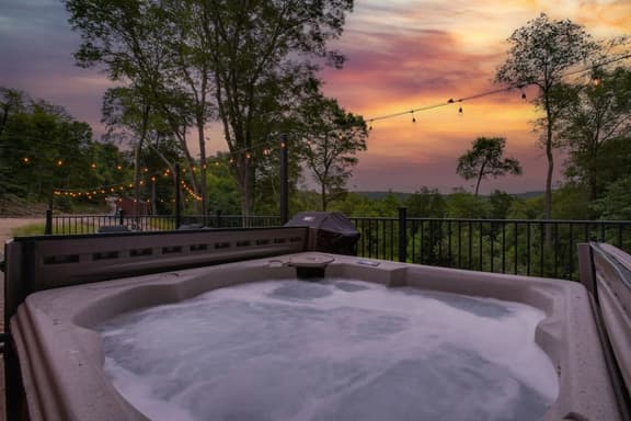 Hidden Creek Hideaway | Hot Tub, Fire Pit & Scenic Views