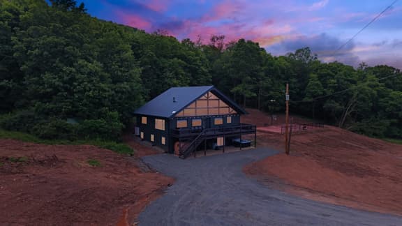 Hemlock Hollow Lodge